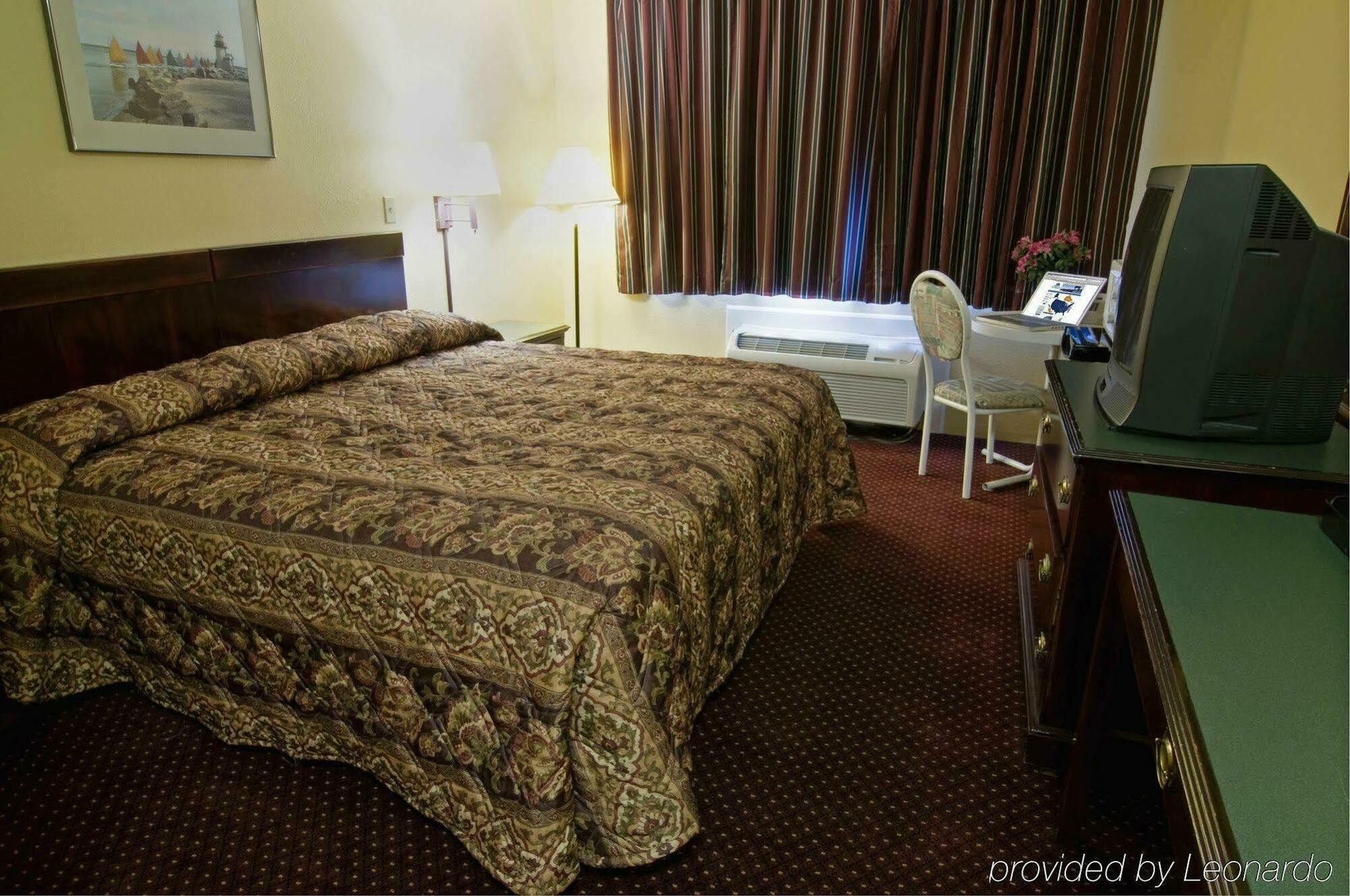 فندق فوكسبوروهفي  أميريكاز بيست فاليو إن فوكسبورو الغرفة الصورة